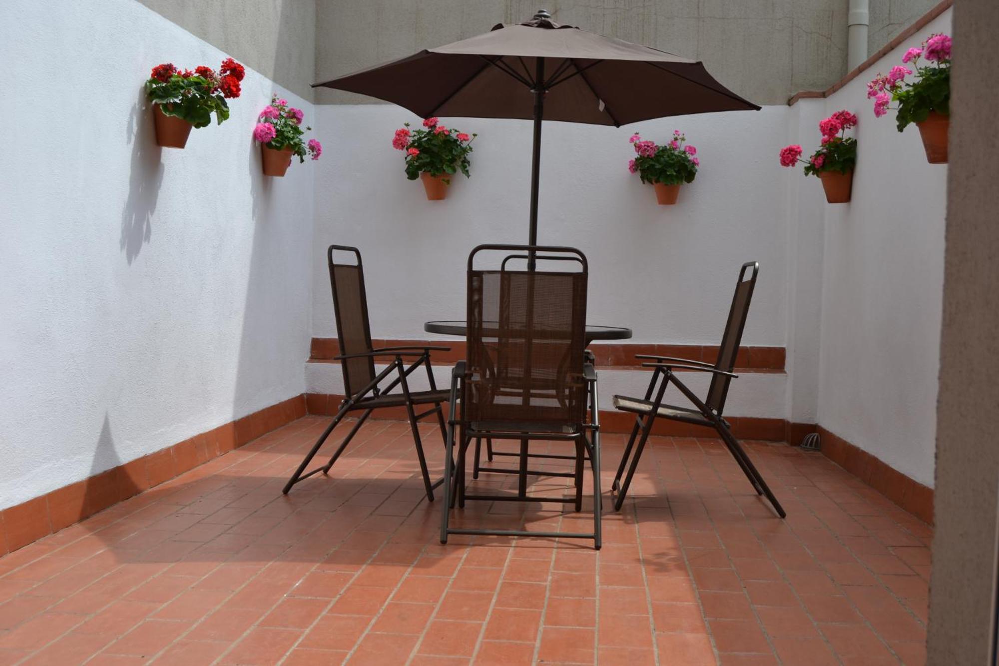 Apartments Figueres Figueres  Ngoại thất bức ảnh