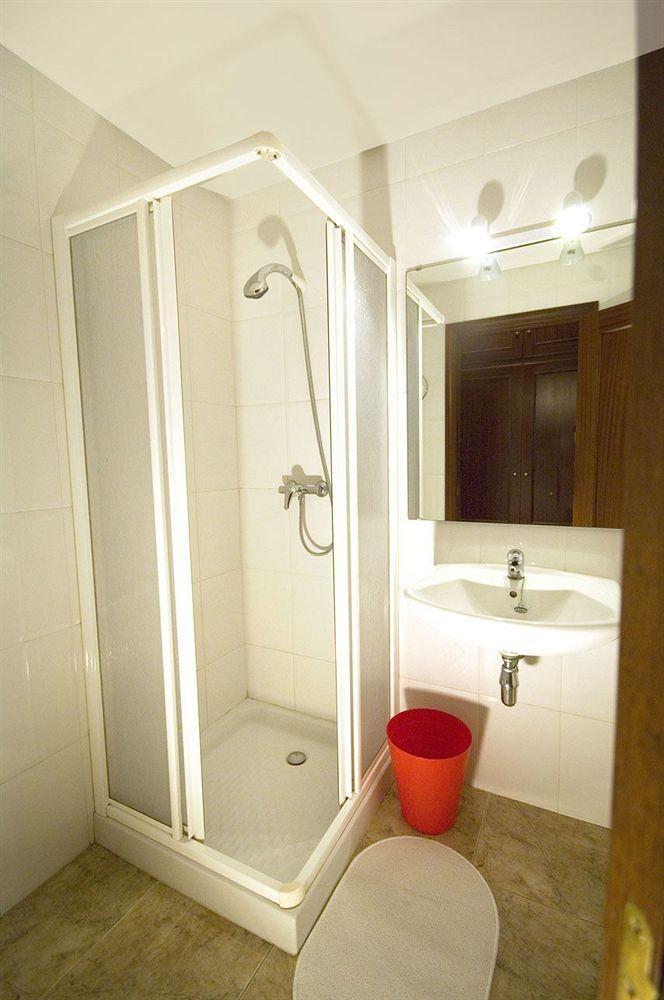 Apartments Figueres Figueres  Ngoại thất bức ảnh