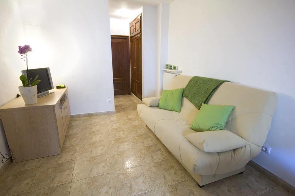 Apartments Figueres Figueres  Ngoại thất bức ảnh
